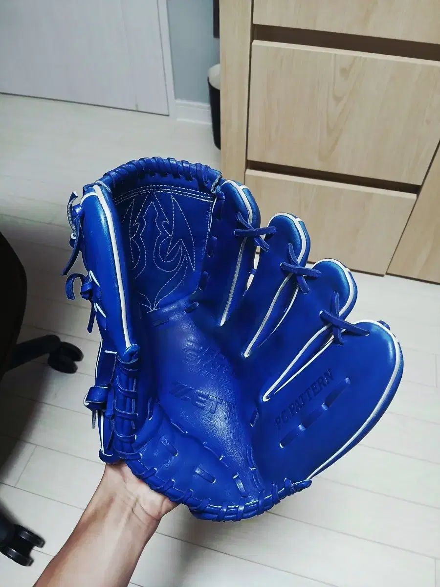 ゼット プロステイタス オーダー 投手用グローブ