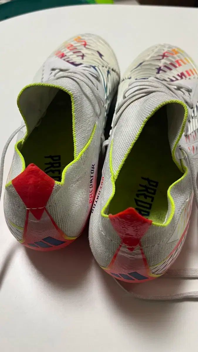 アディダス プレデター エッジ 1 AG アルアハリ