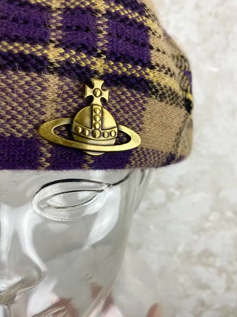 VIVIENNE WESTWOOD メタリック ORB ロゴ アンゴラ ボブル ハット