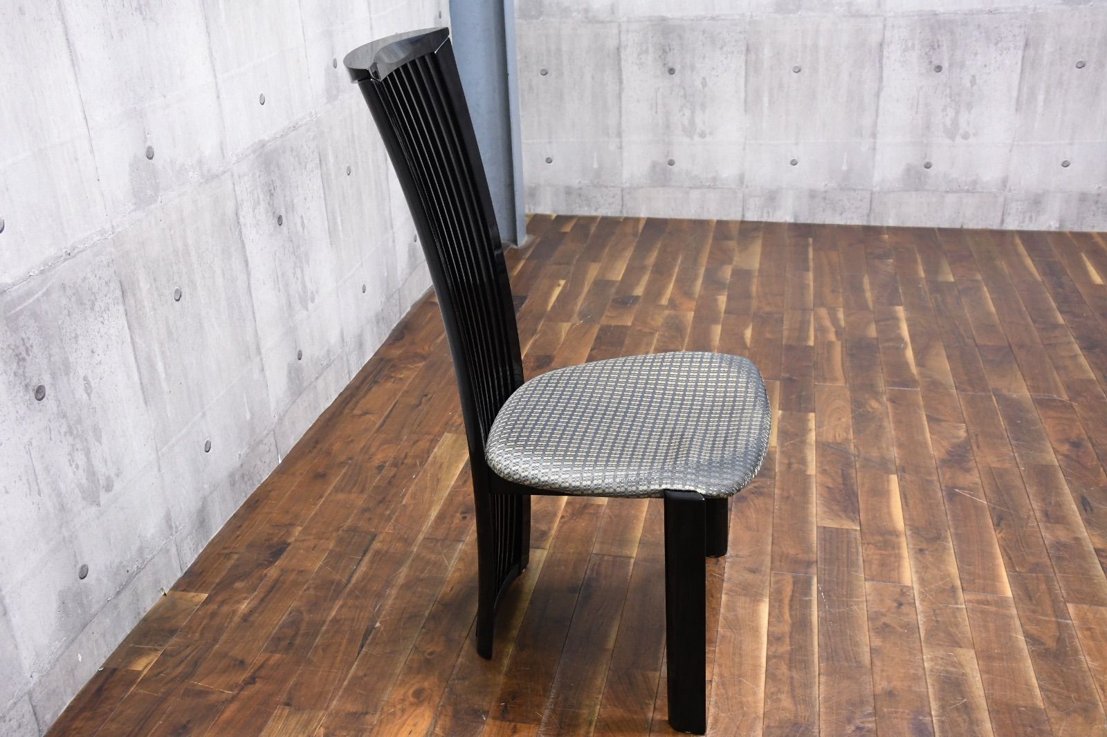 EJK88 IDC大塚家具 サブレ ダイニングチェア Costantini Pietro コスタンチーニ ピエトロ イタリア製 ハイバック モダン 食卓椅子 MARWIL-DEMENAGEMENTS_CH