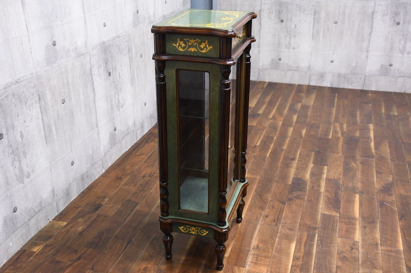 飾り棚 キュリオケース