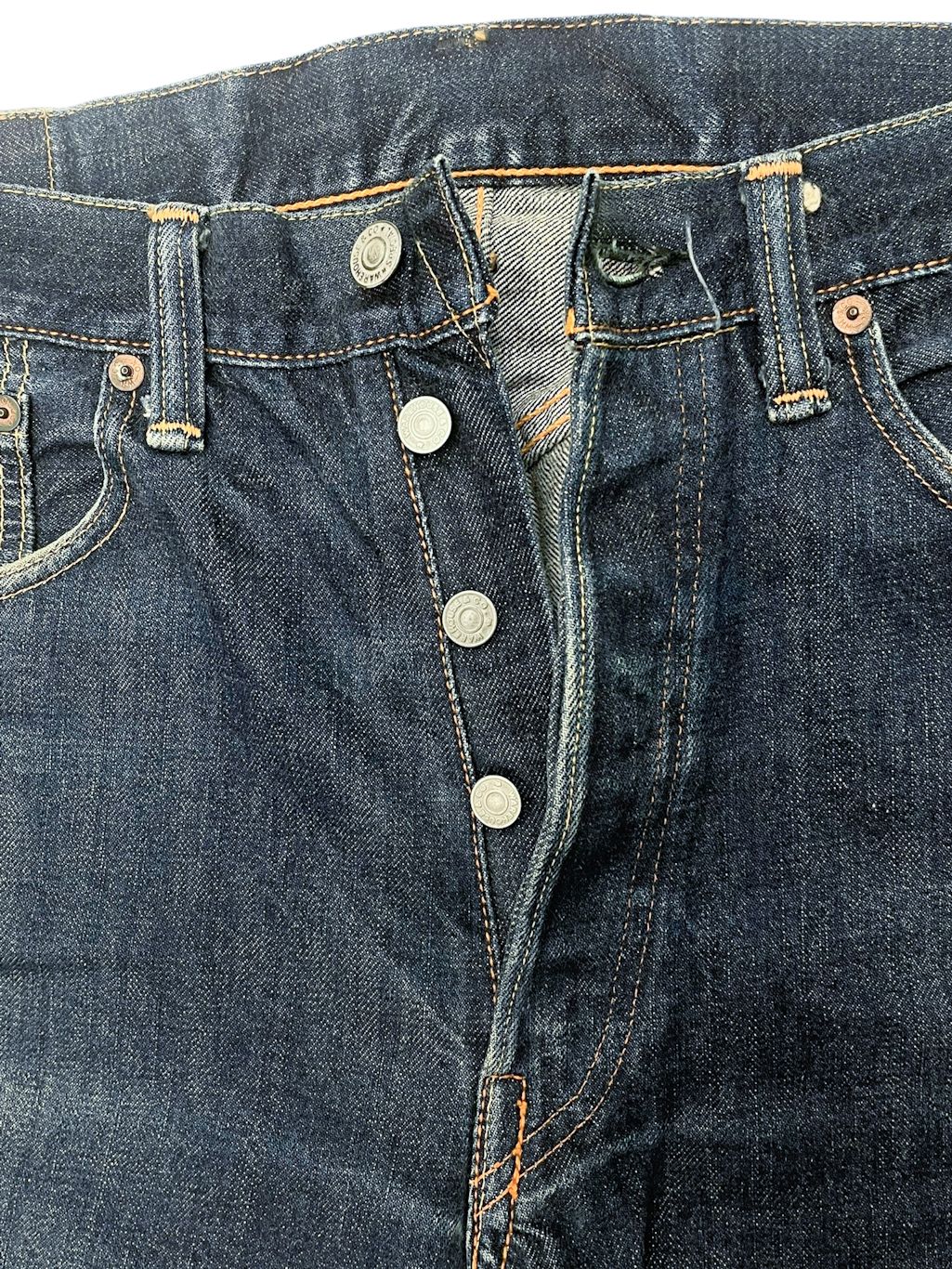 ジーンズ 牛パッチ