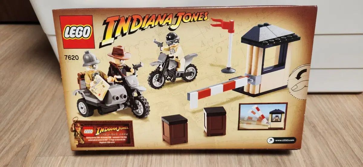 LEGO 7620 インディ ジョーンス バイクチェイス