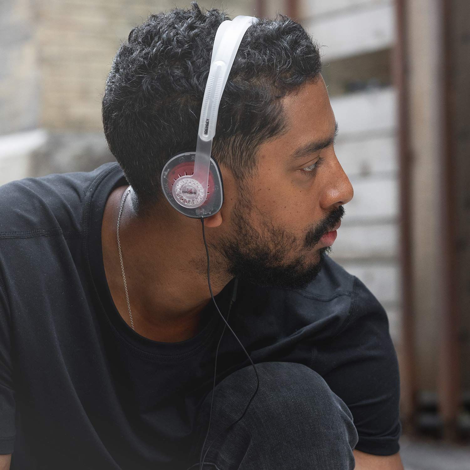 オンイヤーヘッドホン インラインマイクとタッチリモコン