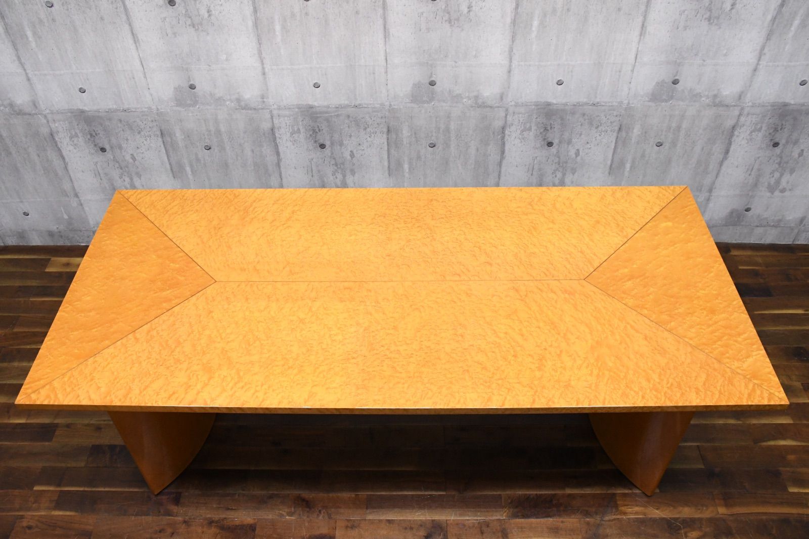 ダイニングテーブル