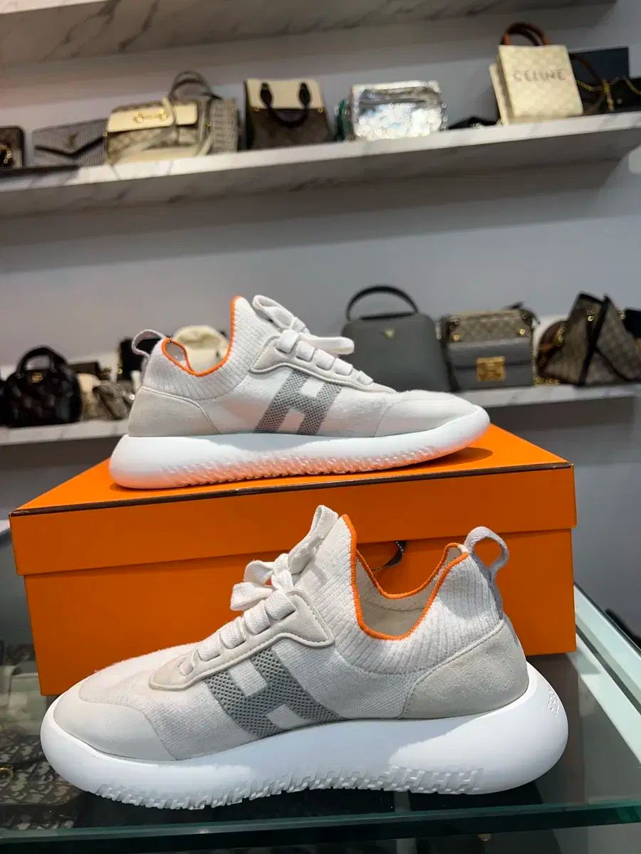 37 5回着用 エルメス クルー スニーカー 白 レディース