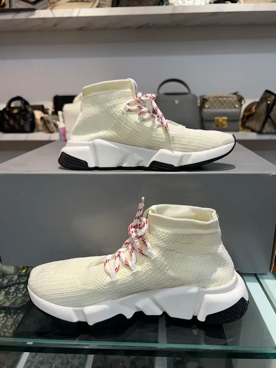 37 バレンシアガ スピードトレーナー レースアップ 白 レディース スニーカー