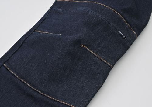 DB-001 ストレートカットジーンズ