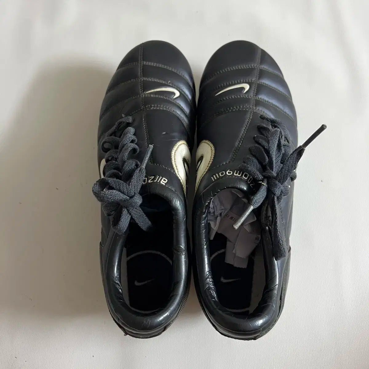 ズームエアー サッカーシューズ