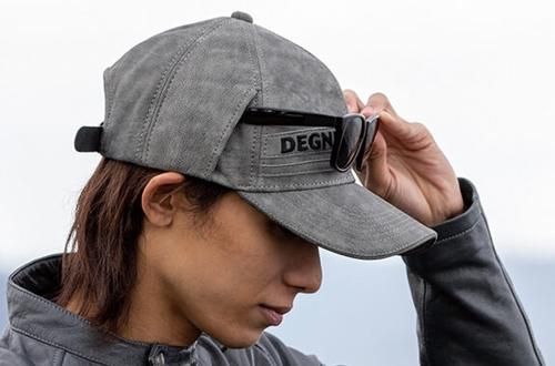 サングラスホルダー付きレザーキャップ