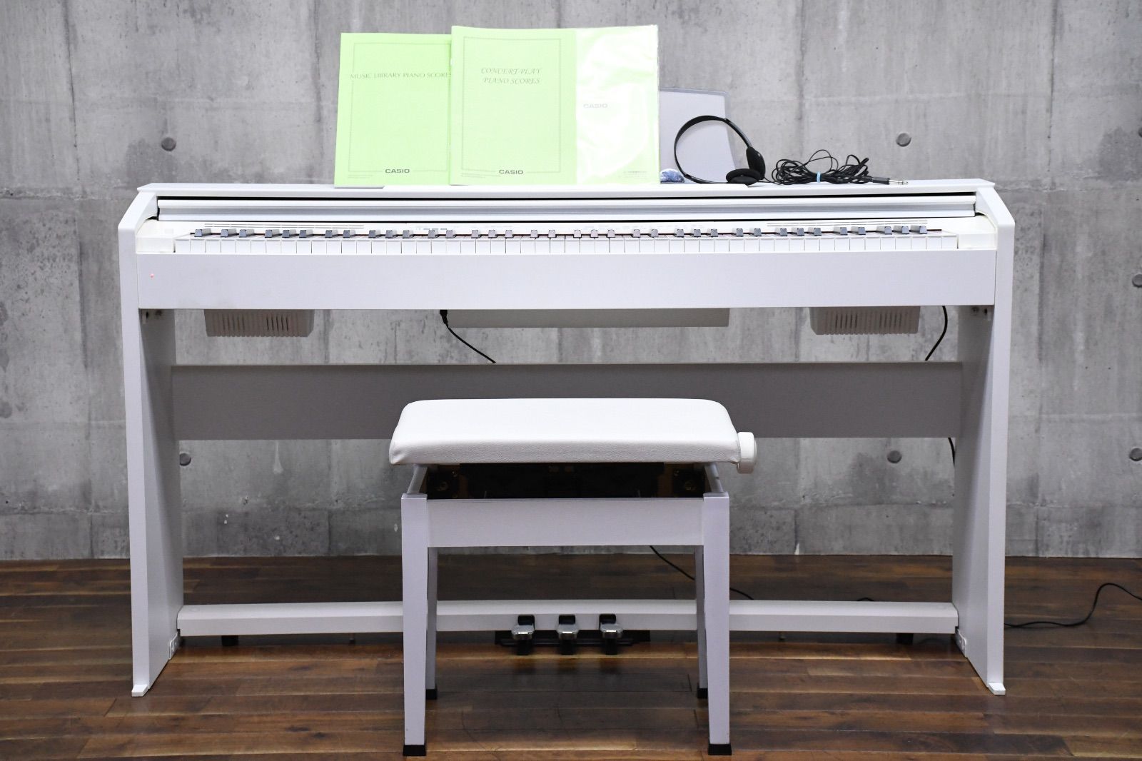 EJK92 カシオ CASIO Privia プリヴィア 電子ピアノ PX-770WE ホワイトウッド調 88鍵盤 高低自在イスセット 楽譜集 取扱説明書付き