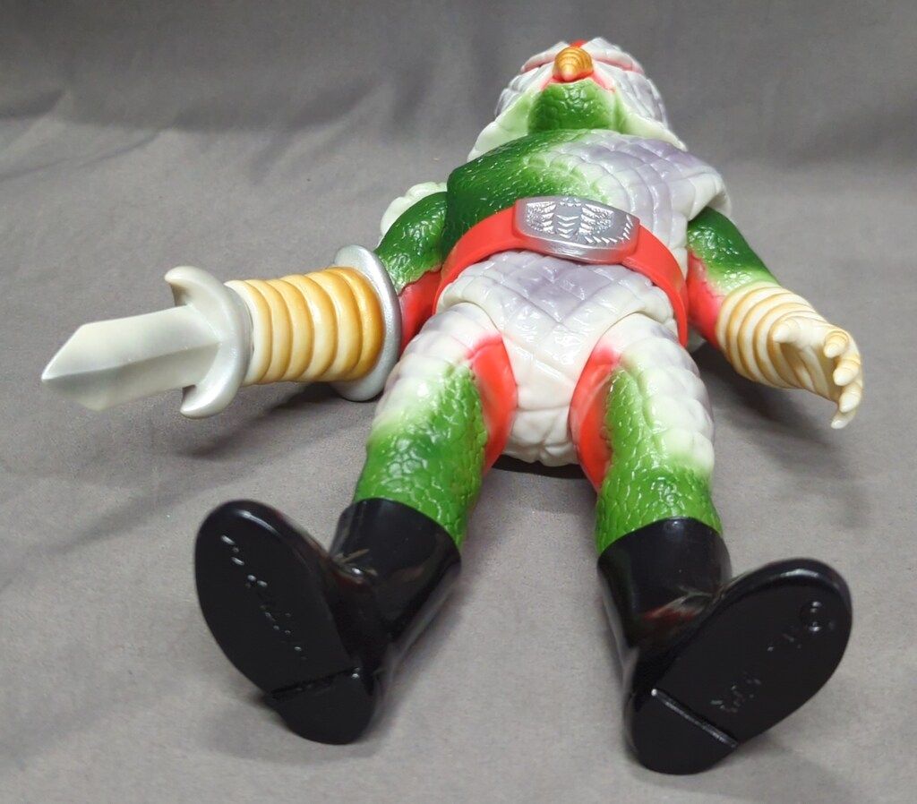 ⚠️激レア　仮面ライダーV3 ナイフアルマジロ　ミニミニソフビ　ポピー　当時物 ⚠️激レア 仮面ライダーV3 ナイフアルマジロ ミニミニソフビ