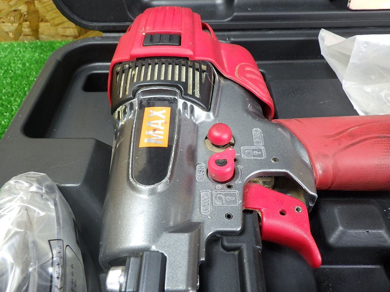 MAX 高圧フロアネイラ