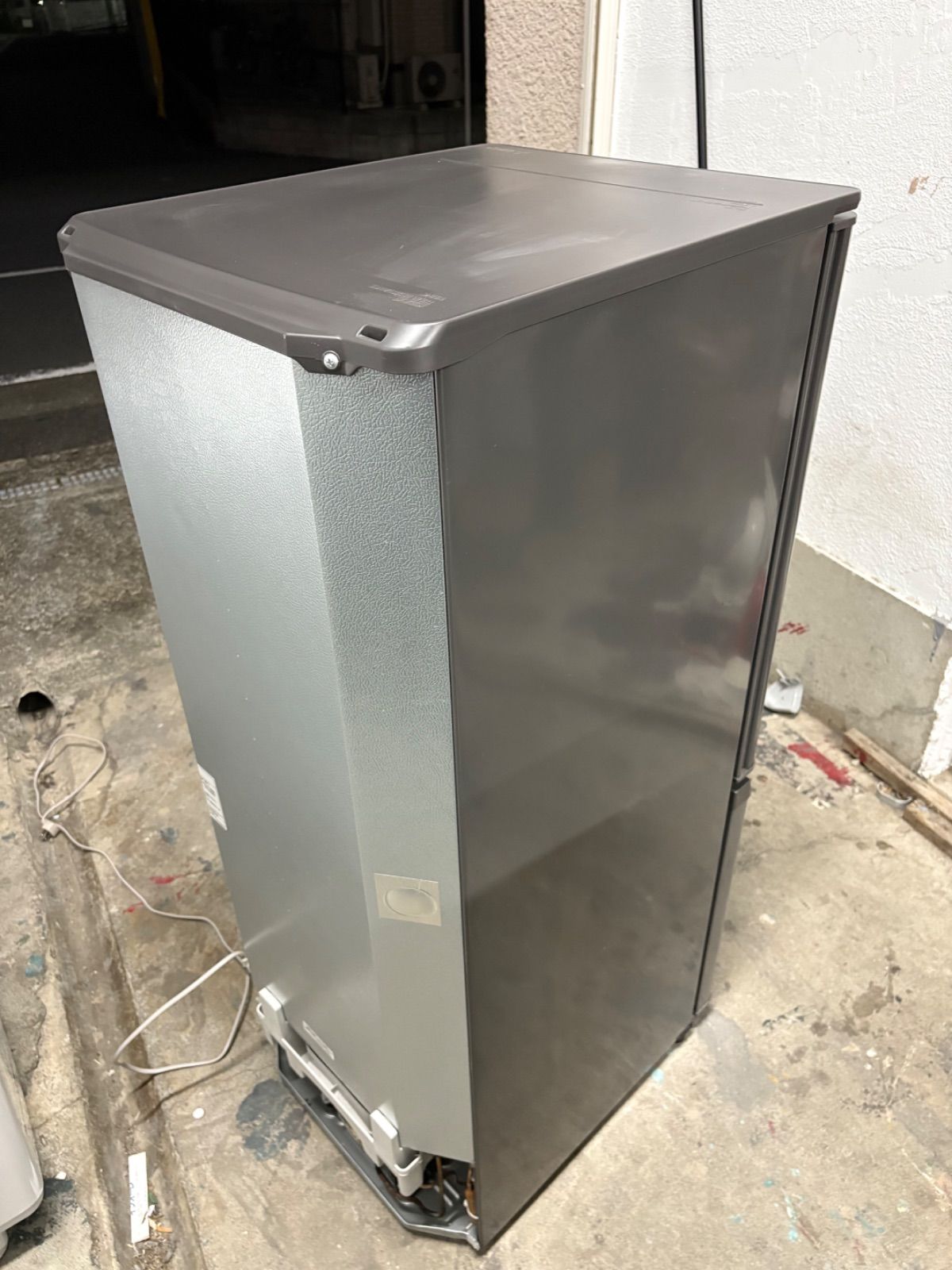 冷蔵庫 三菱 MRP15FH 2020製 濃グレー色 2020年製 - メルカリ