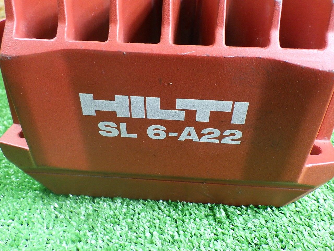  HILTI ヒルティ 充電式エリアライト SL 6 A 22 本体のみ 品 その他 電動工具 エア工具