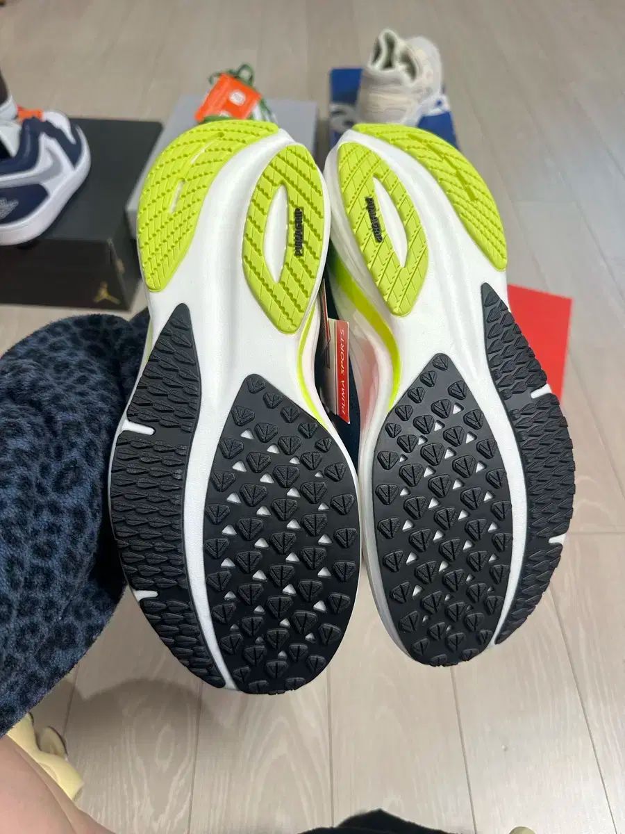 プーマ マグニファイ