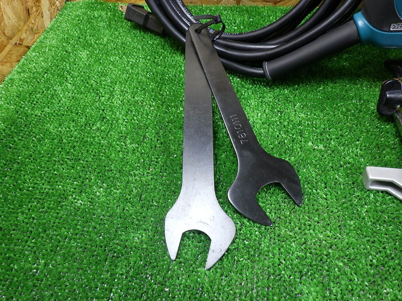 きれいな品 マキタ Makita 小型ミゾキリ 3005BA コード式 品