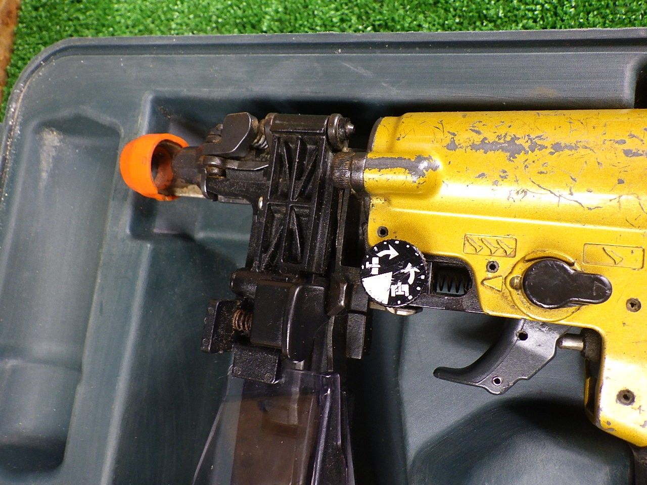 高圧タイプ 日立工機 ターボドライバー WF 4 H ケース付 エアツール 空気工具 ねじ打ち機 ビス打ち 品