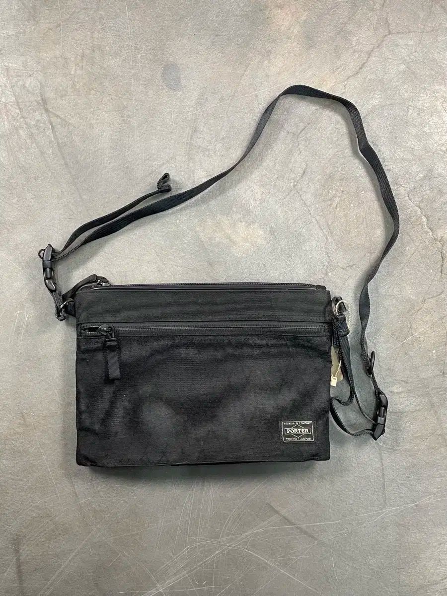 吉田ポーター コーデュラ ショルダーバッグ