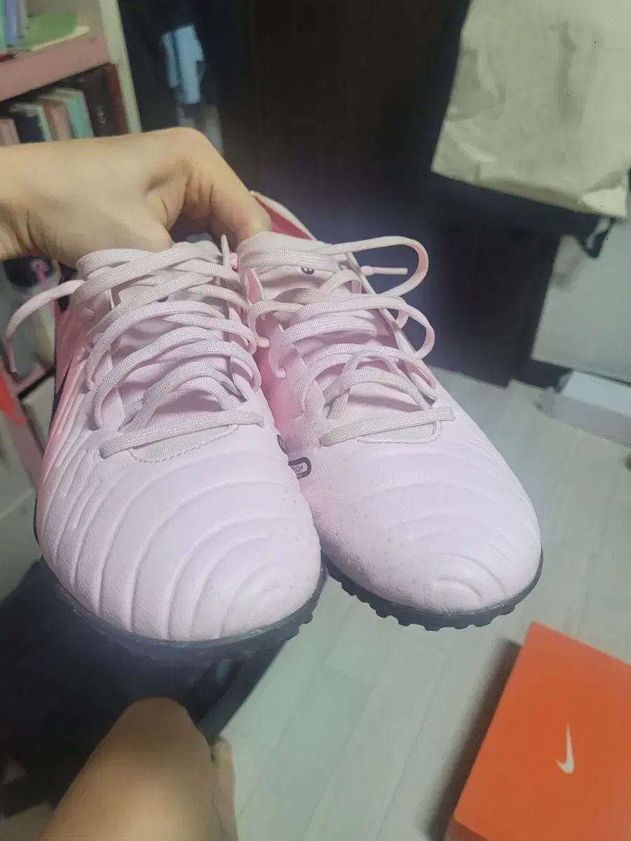 サッカーシューズ