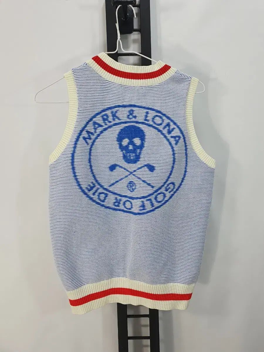 MARK - LONA マークアンドロナ ニット ベスト Vネック ベスト 38