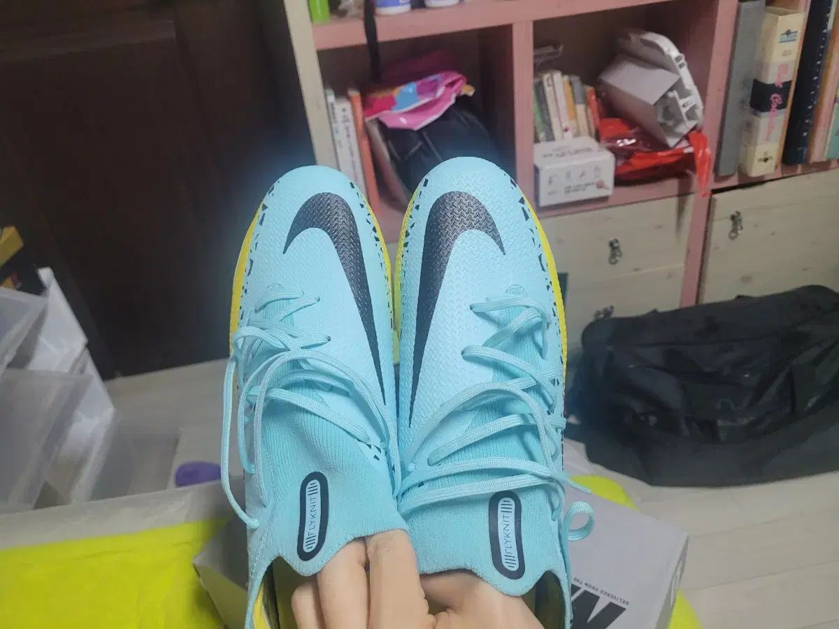 FANTOM プロ サッカーシューズ ag280