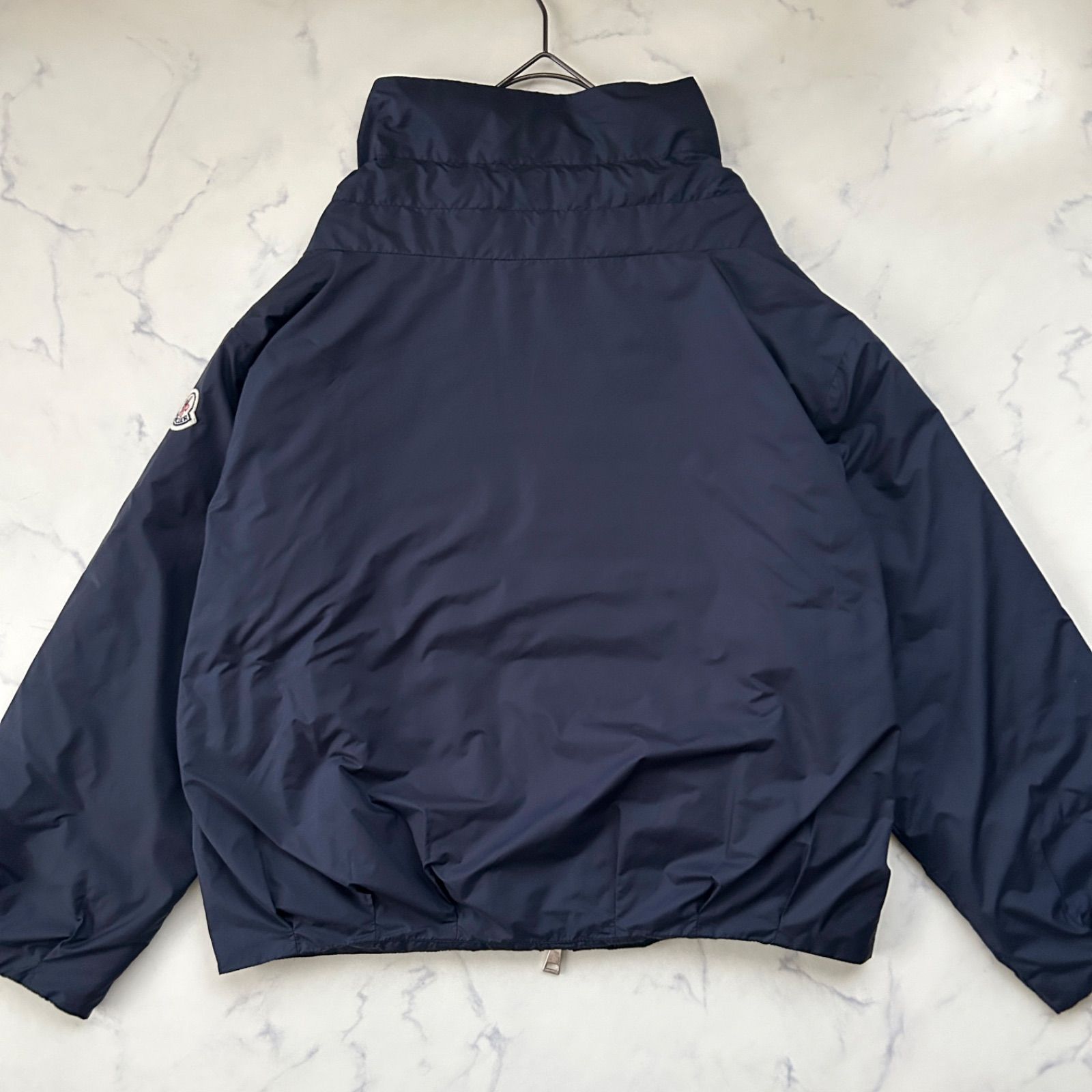 希少モデル MONCLER モンクレール ダウンジャケット ワッペン スタンド 