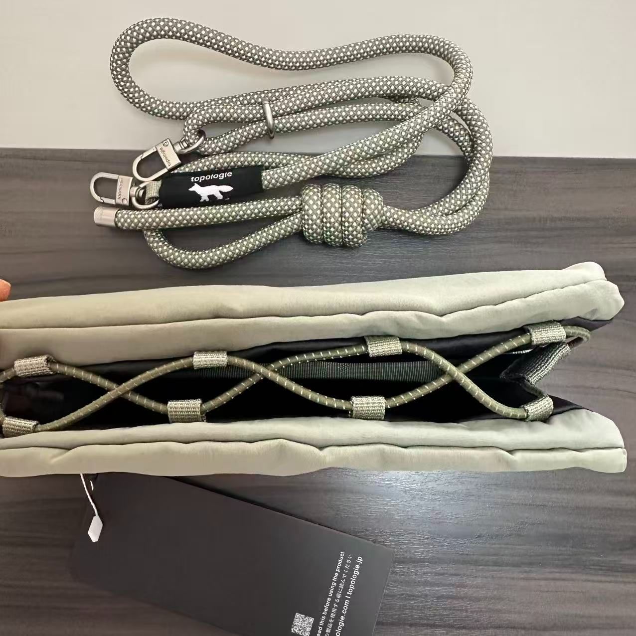 MAISON KITSUNE x TOPOLOGIE ポロジー メゾンキツネ ボトルサコッシュ