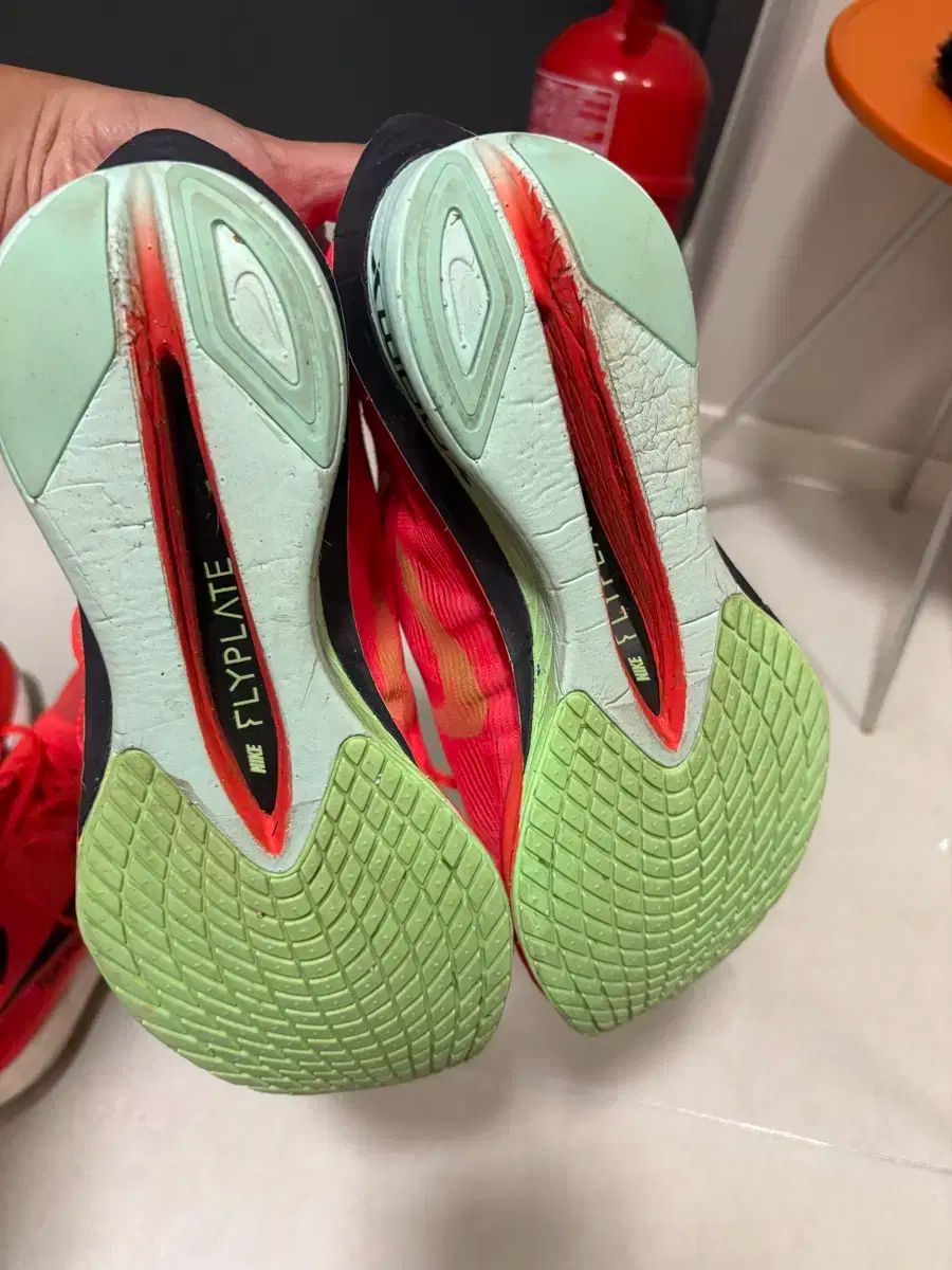 ナイキ ヴェイパーフライ 4 265