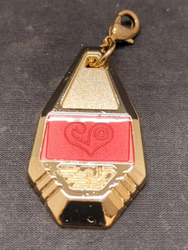 メタルチャーム