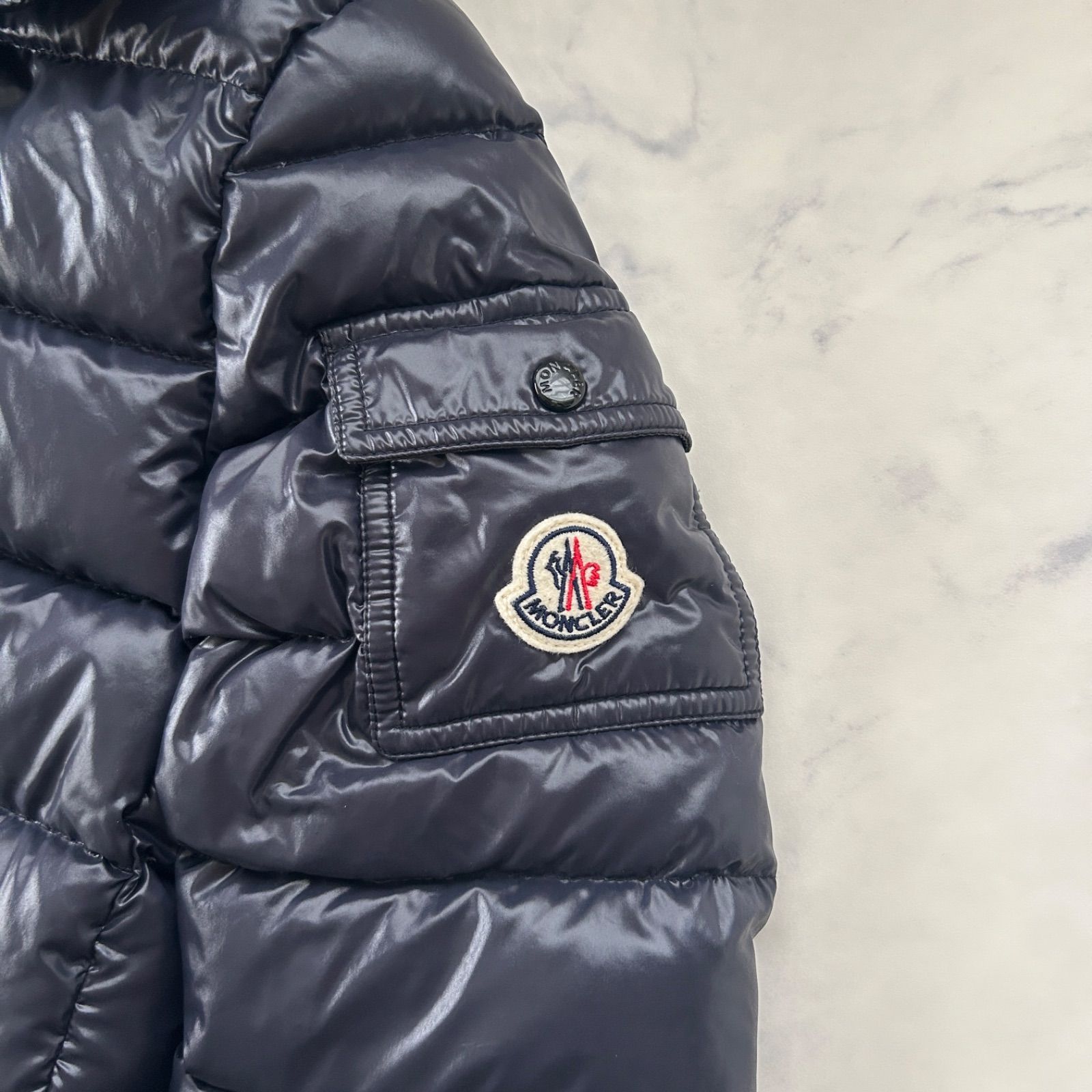 極美品 MONCLER モンクレール ダウンジャケット ネイビー ワッペン