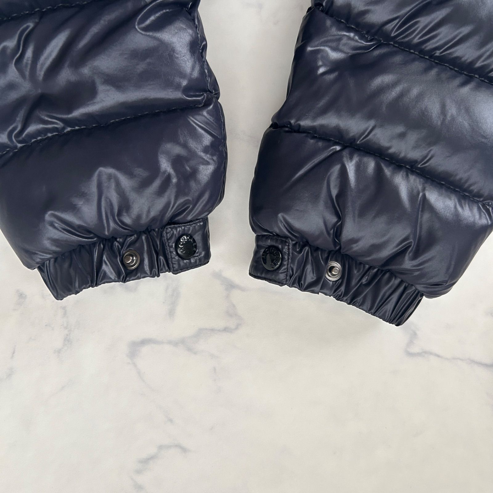 極美品 MONCLER モンクレール ダウンジャケット ネイビー ワッペン