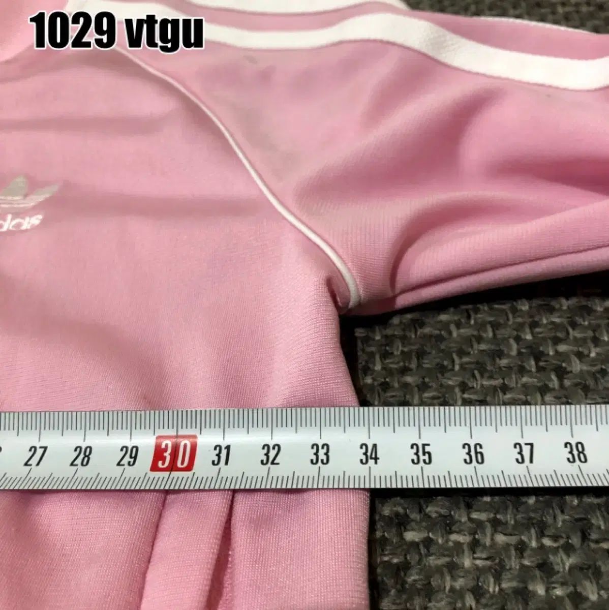 アディダス ピンク 3本線 トラック ジャケット キッズ - メルカリ