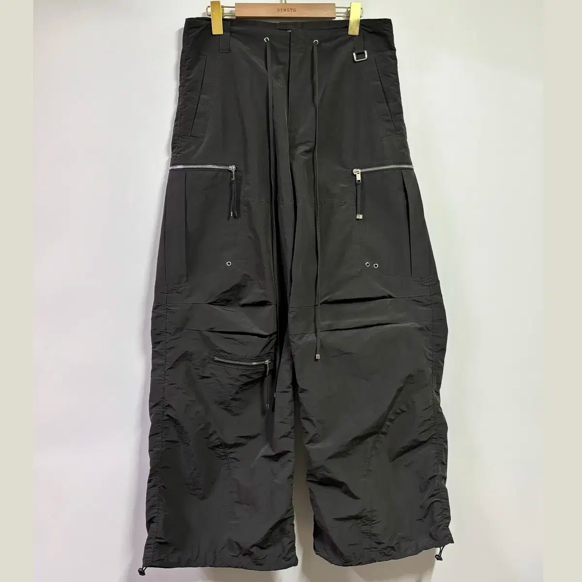 SHORT NACHE ナチェ ファー ジョガー パンツ