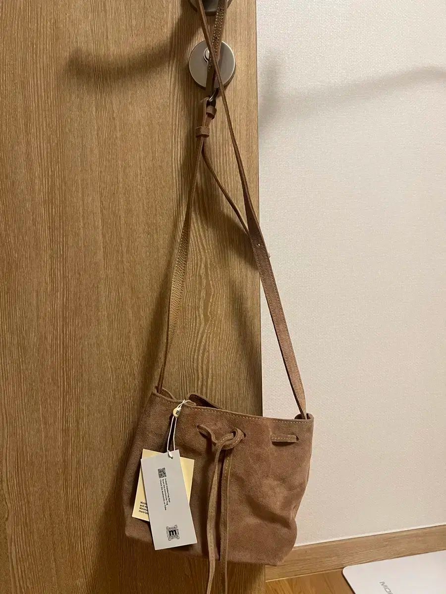 MINITMUTE ソルティバッグ スウェード ベージュ