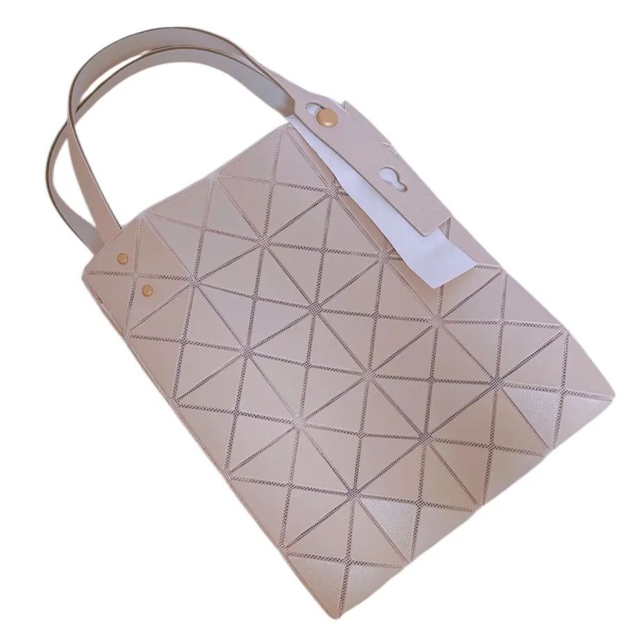 新品✨️】バオバオ イッセイミヤケ ベージュ カラット トートバッグ 4