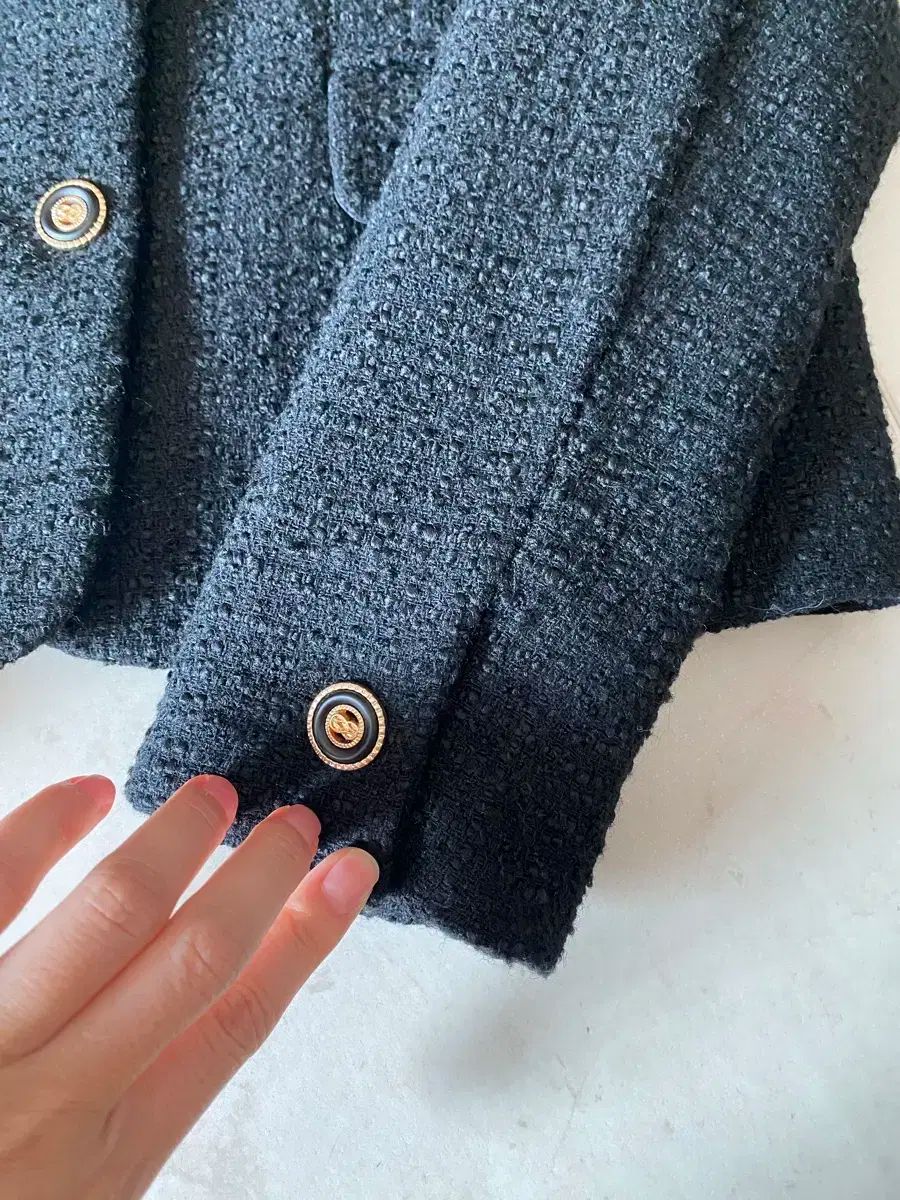 高価 ツイードジャケット