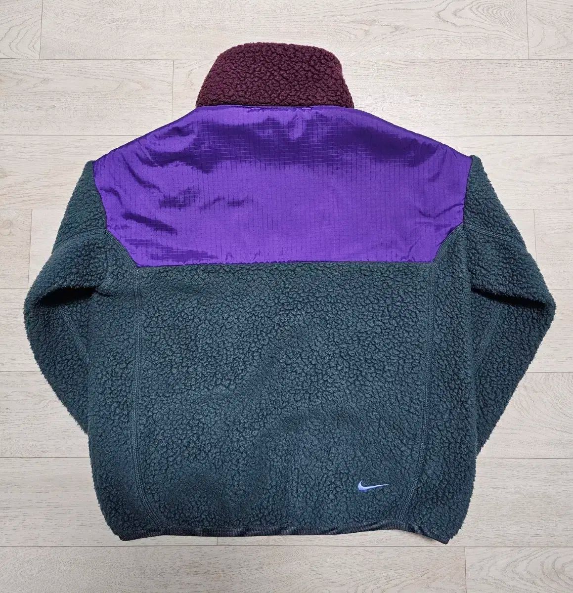 フリースジャケット