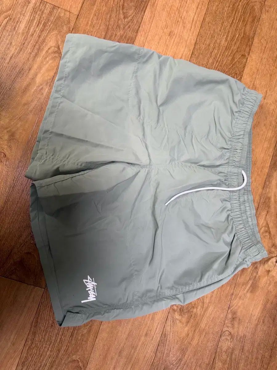  STUSSY ステューシー ウォーターショーツ Sサイズ ショートパンツ ハーフパンツ パンツ