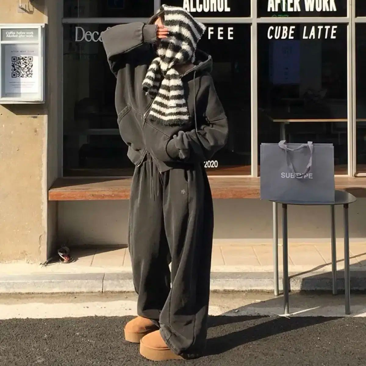 エイブリー ベリーデリー ピグメント トレーニングウェア セット