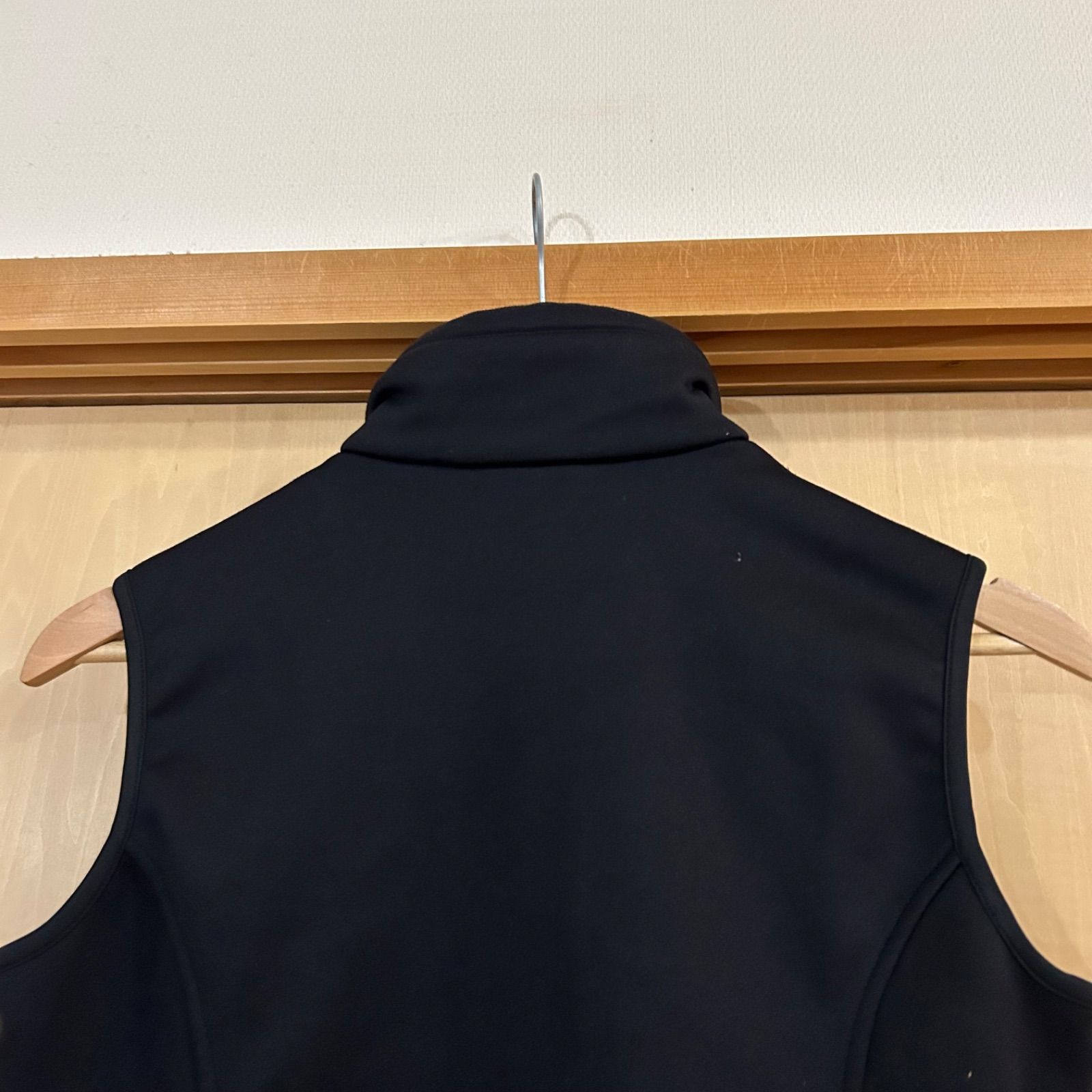 CHERVO シェルボ レディースゴルフウェア ベスト ブラック サイズ42