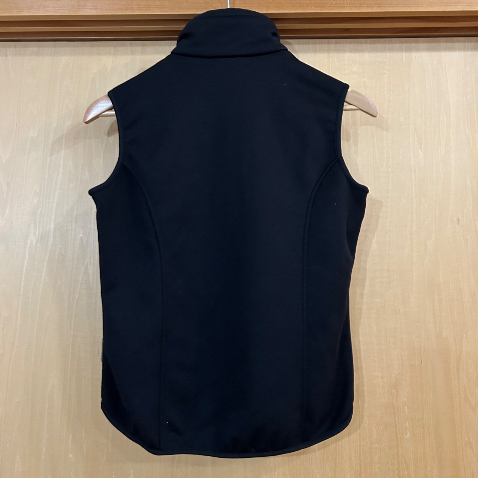 CHERVO シェルボ レディースゴルフウェア ベスト ブラック サイズ42