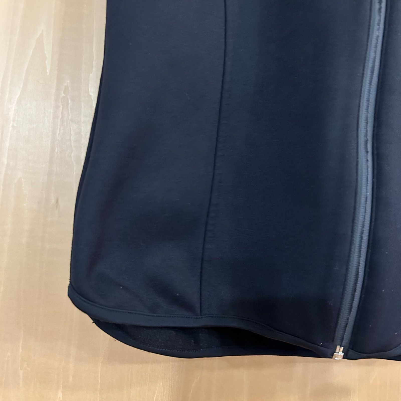 CHERVO シェルボ レディースゴルフウェア ベスト ブラック サイズ42