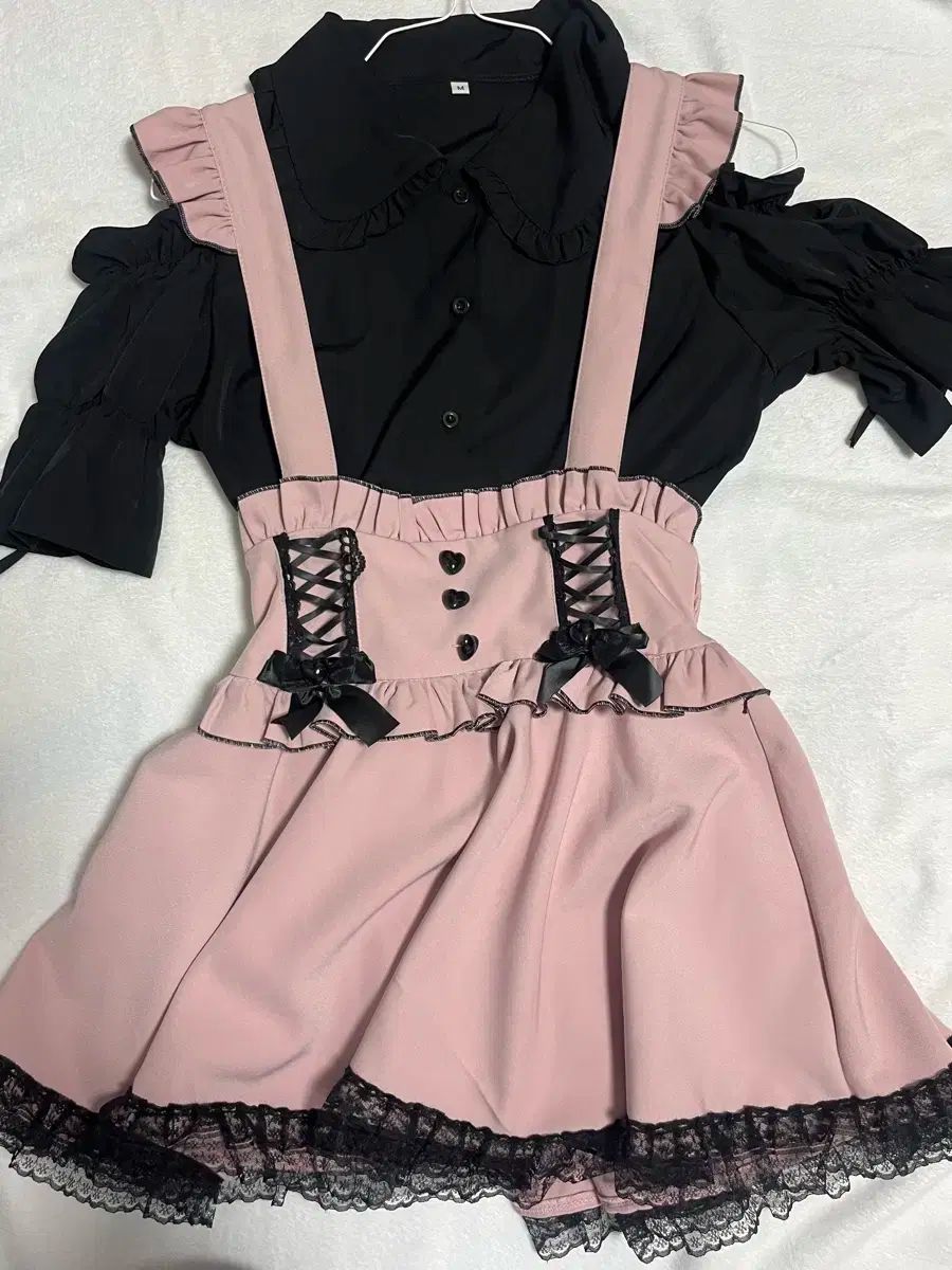 量産型 地雷系 サスペンダー スカート ブラウス ディアマイラブ Secret Honey リズリサ ロジータ マズ ノエミー