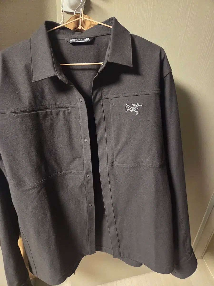 M ARC TERYX アークテリクス クローニン コットン オーバーサイズシャツ ブラック