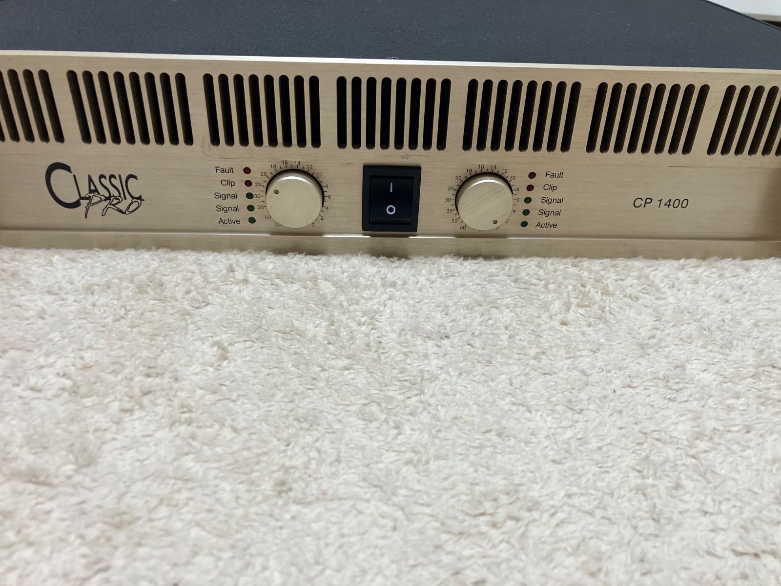 品 CLASSIC PRO クラシックプロ ステレオパワーアンプ CP1400