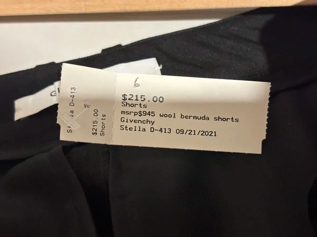 ジバンシィ バミューダ