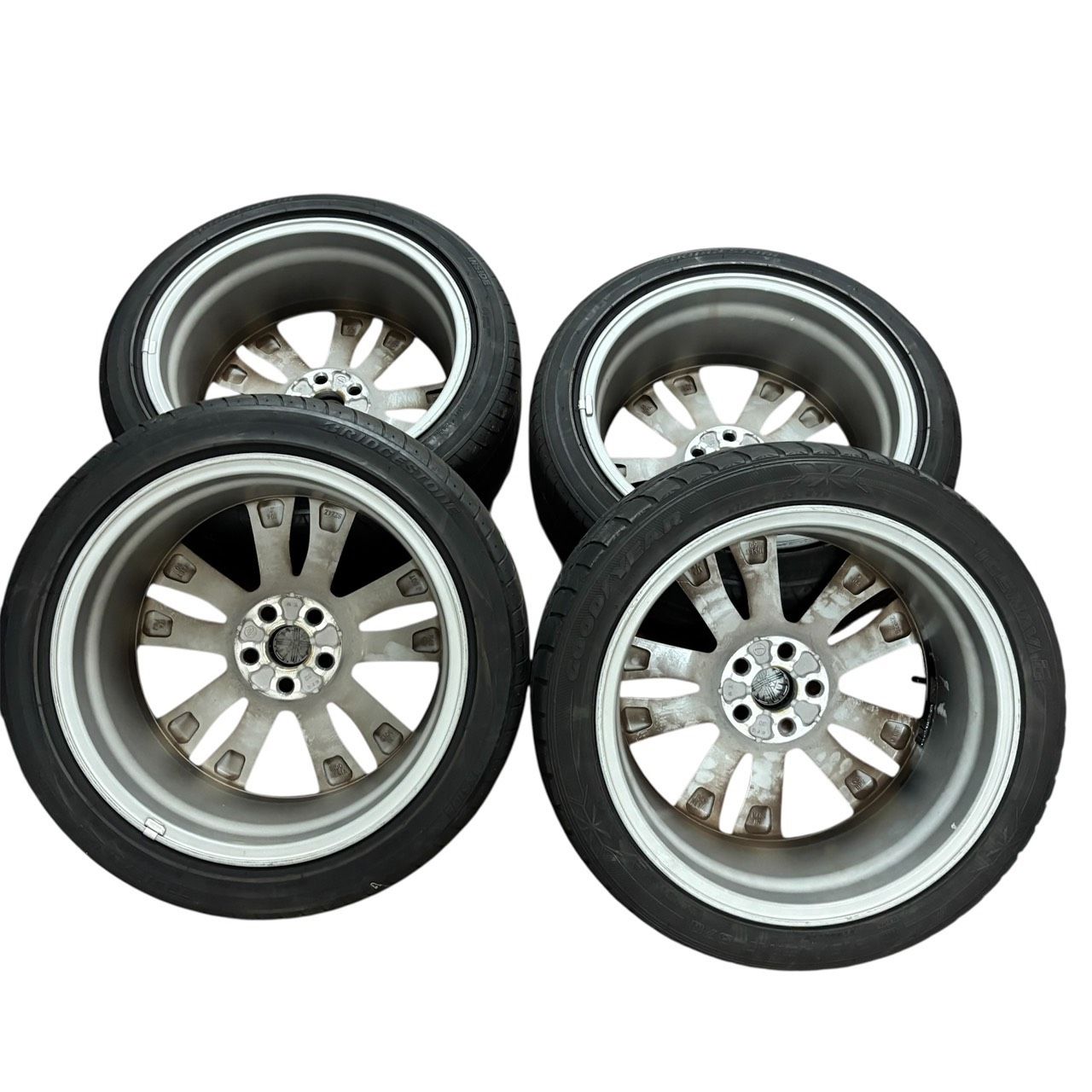 h 9681 カローラツーリング W B ホイール 215 45 r 17