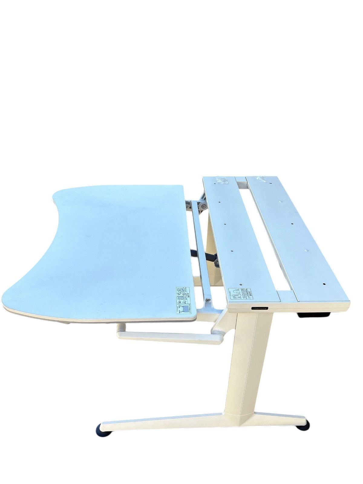 OKAMURA オカムラ