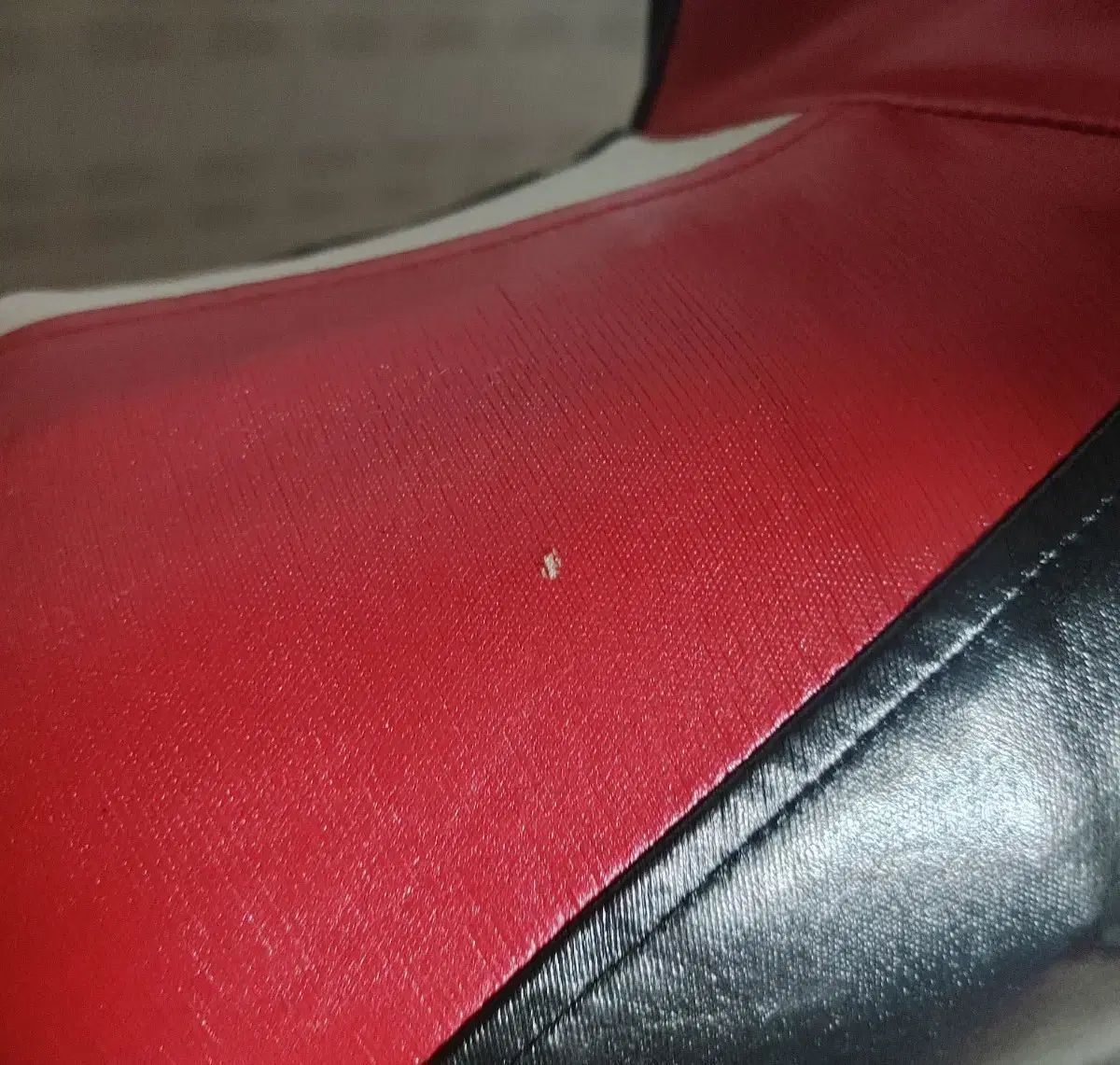 TWINS サテンジャンパー